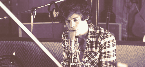 One Direction,Harry Styles Little Things Quote (About love in love gifs)